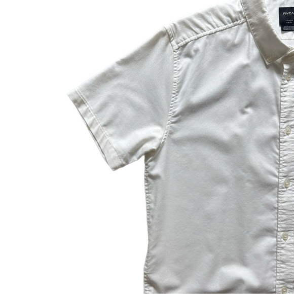 RVCA Men's White Casual Button Down Shirt - Picture 5 of 8